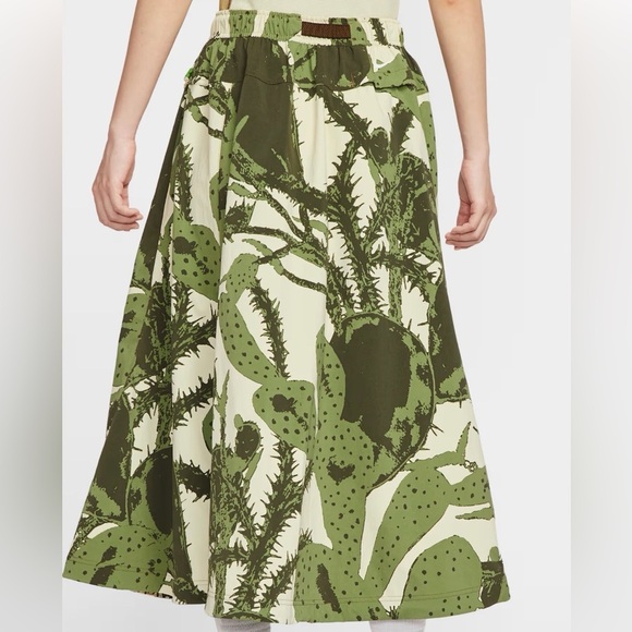 Nike ACG Smith Summit Women’s SkirtOutdoor PerformanceSize XL